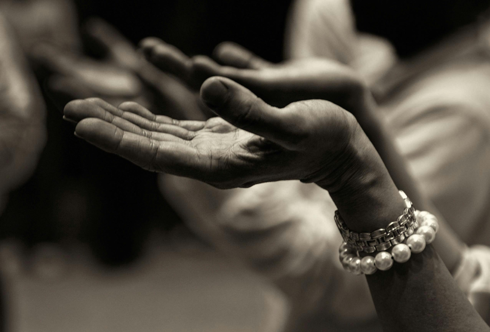 Religion and Finance: The Game between Faith and Capital