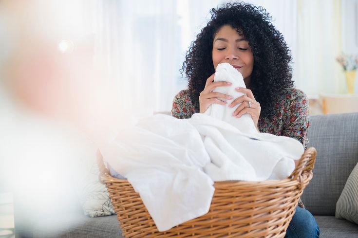 Self-cleaning cloth: the future revolution of clothing cleaning